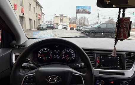 Hyundai Solaris II рестайлинг, 2019 год, 1 380 000 рублей, 11 фотография