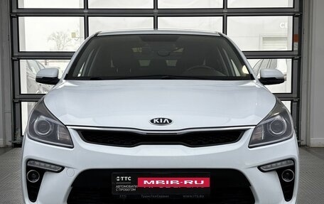 KIA Rio IV, 2018 год, 1 599 000 рублей, 2 фотография