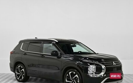 Mitsubishi Outlander, 2023 год, 3 349 000 рублей, 1 фотография