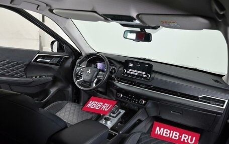 Mitsubishi Outlander, 2023 год, 3 349 000 рублей, 8 фотография