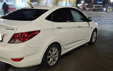 Hyundai Solaris II рестайлинг, 2013 год, 750 000 рублей, 4 фотография