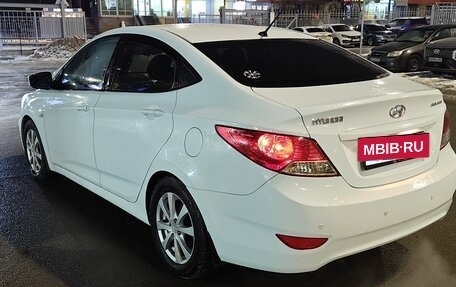 Hyundai Solaris II рестайлинг, 2013 год, 750 000 рублей, 5 фотография