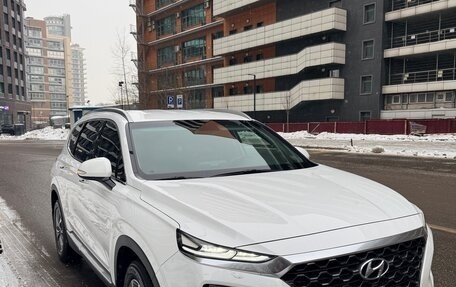Hyundai Santa Fe IV, 2018 год, 3 050 000 рублей, 2 фотография