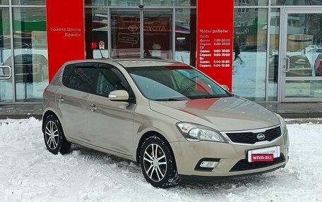 KIA cee'd I рестайлинг, 2010 год, 599 000 рублей, 3 фотография