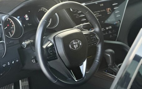Toyota Camry, 2019 год, 2 750 000 рублей, 10 фотография