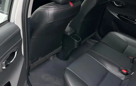 Toyota Yaris XP150 рестайлинг, 2022 год, 1 199 099 рублей, 18 фотография