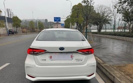 Toyota Corolla, 2021 год, 1 550 000 рублей, 4 фотография