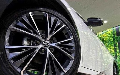 Toyota Prius IV XW50, 2025 год, 3 450 000 рублей, 7 фотография