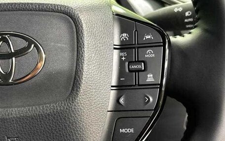 Toyota Prius IV XW50, 2025 год, 3 450 000 рублей, 12 фотография