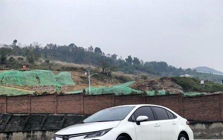 Toyota Corolla, 2021 год, 1 550 000 рублей, 2 фотография