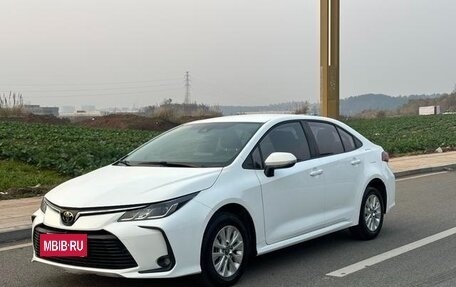 Toyota Corolla, 2021 год, 1 550 000 рублей, 2 фотография