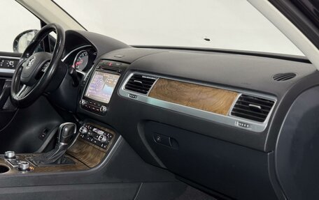 Volkswagen Touareg III, 2016 год, 3 099 000 рублей, 17 фотография