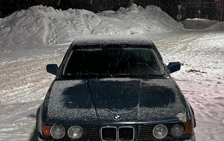 BMW 5 серия, 1990 год, 210 000 рублей, 1 фотография
