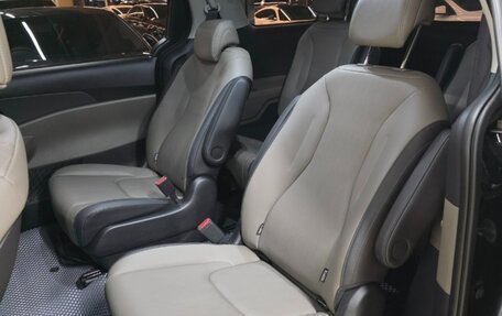 KIA Carnival, 2025 год, 6 250 000 рублей, 12 фотография