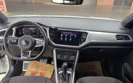 Volkswagen T-Roc I, 2022 год, 1 580 888 рублей, 6 фотография