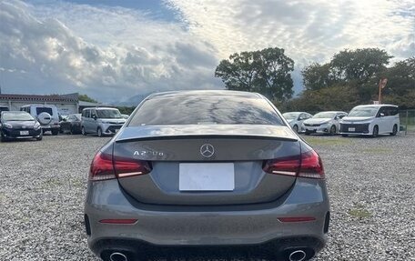 Mercedes-Benz A-Класс, 2022 год, 2 500 000 рублей, 7 фотография