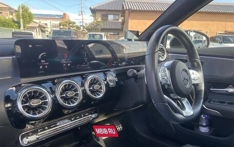 Mercedes-Benz A-Класс, 2022 год, 2 500 000 рублей, 12 фотография