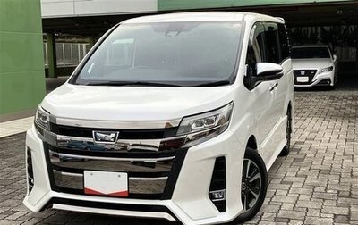 Toyota Noah III, 2021 год, 2 014 000 рублей, 1 фотография
