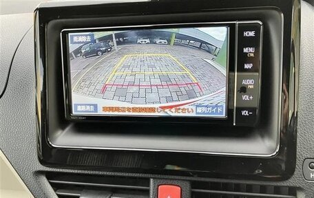 Toyota Noah III, 2021 год, 2 014 000 рублей, 9 фотография