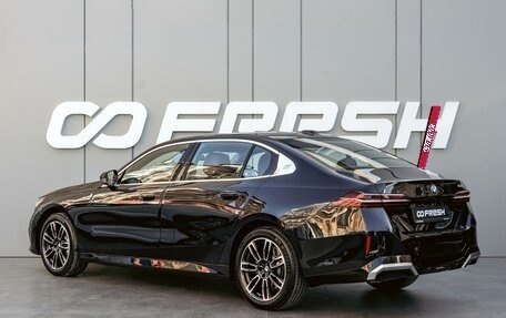 BMW 5 серия, 2025 год, 7 670 000 рублей, 2 фотография