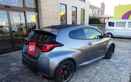 Toyota Yaris, 2025 год, 5 660 000 рублей, 9 фотография