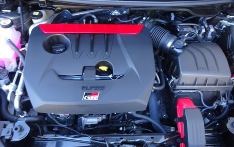 Toyota Yaris, 2025 год, 5 660 000 рублей, 17 фотография