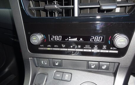 Toyota Yaris, 2025 год, 5 660 000 рублей, 16 фотография