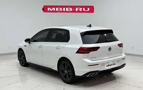 Volkswagen Golf VIII, 2022 год, 1 810 000 рублей, 1 фотография