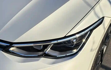 Volkswagen Golf VIII, 2022 год, 1 830 000 рублей, 11 фотография