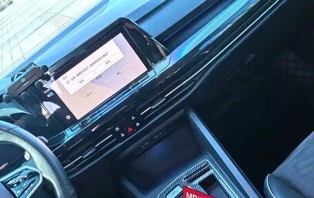 Volkswagen Golf VIII, 2022 год, 1 830 000 рублей, 7 фотография