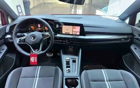 Volkswagen Golf VIII, 2022 год, 1 920 000 рублей, 11 фотография