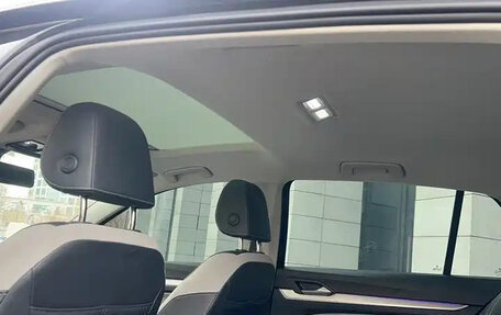 Volkswagen Golf VIII, 2023 год, 1 980 000 рублей, 12 фотография