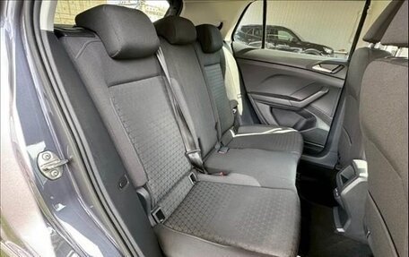 Volkswagen T-Cross I, 2023 год, 1 050 325 рублей, 12 фотография