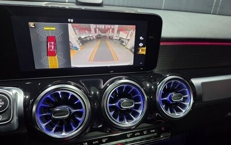 Mercedes-Benz GLB, 2022 год, 2 480 000 рублей, 14 фотография