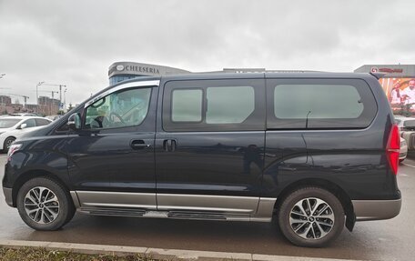 Hyundai Grand Starex Grand Starex I рестайлинг 2, 2020 год, 4 900 000 рублей, 7 фотография