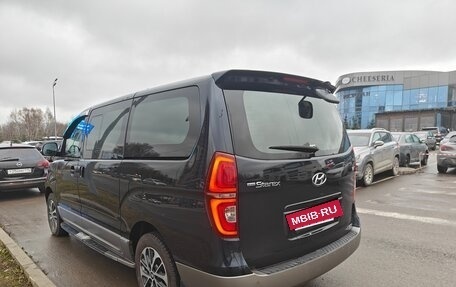 Hyundai Grand Starex Grand Starex I рестайлинг 2, 2020 год, 4 900 000 рублей, 6 фотография