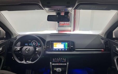 Skoda Karoq I, 2023 год, 1 900 178 рублей, 13 фотография