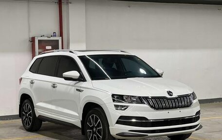 Skoda Karoq I, 2023 год, 1 900 178 рублей, 3 фотография