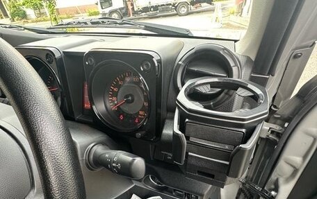 Suzuki Jimny, 2023 год, 1 700 000 рублей, 9 фотография