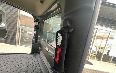 Suzuki Jimny, 2023 год, 1 700 000 рублей, 18 фотография