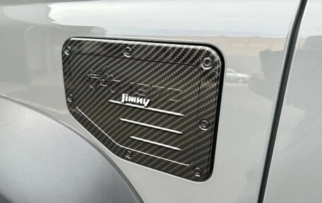 Suzuki Jimny, 2023 год, 1 700 000 рублей, 24 фотография