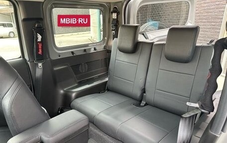 Suzuki Jimny, 2023 год, 1 700 000 рублей, 19 фотография