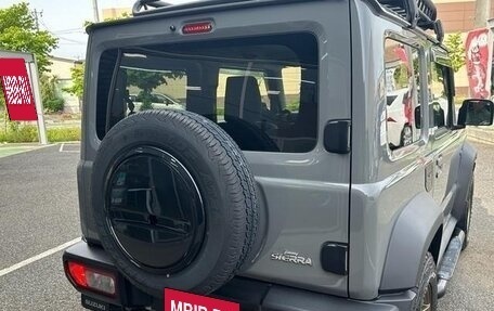 Suzuki Jimny, 2023 год, 1 700 000 рублей, 33 фотография