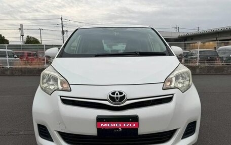 Toyota Ractis II, 2015 год, 830 001 рублей, 2 фотография