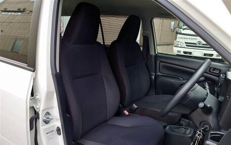 Toyota Probox I, 2022 год, 993 000 рублей, 6 фотография