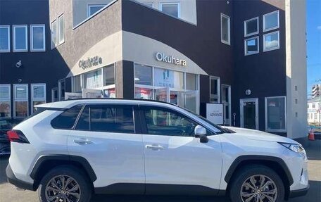 Toyota RAV4, 2022 год, 4 200 620 рублей, 6 фотография