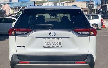 Toyota RAV4, 2022 год, 4 200 620 рублей, 5 фотография