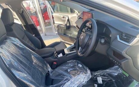 Toyota RAV4, 2022 год, 4 200 620 рублей, 10 фотография