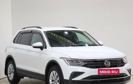 Volkswagen Tiguan II, 2021 год, 2 560 000 рублей, 3 фотография