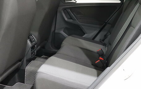 Volkswagen Tiguan II, 2021 год, 2 560 000 рублей, 18 фотография